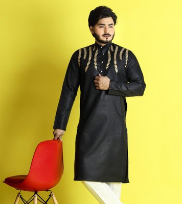 Tibra Collection Men Embroidered Straight Kurta(Black)