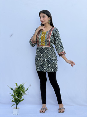 Lefri Handicraft Women Printed Straight Kurta(Black)