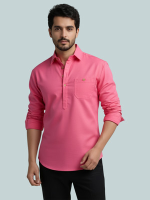 Vashuqi Men Solid A-line Kurta(Pink)