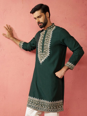 VASTRAMAY Men Embroidered Straight Kurta(Green)