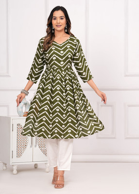 INAVISH Women Printed A-line Kurta(Green)