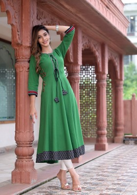 Yash Gallery Women Embroidered Anarkali Kurta(Green)