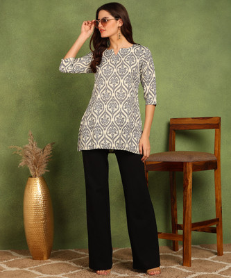 New Ethnic 4 You Women Floral Print Straight Kurta(Grey)