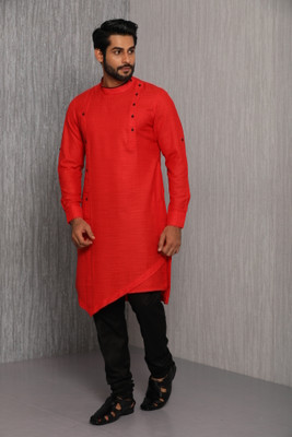 MANYAVAR Men Solid Straight Kurta(Red)