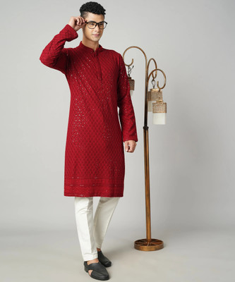 VINAARI Men Embroidered Straight Kurta(Red)