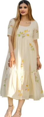 G JELLY FASHION TREE Women Floral Print, Printed A-line Kurta(White)