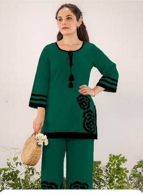 NAIDA Women Chikan Embroidery, Striped A-line Kurta(Dark Green, Black)