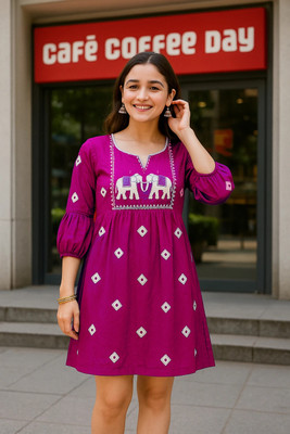 anushansa Women Printed Straight Kurta(Pink)