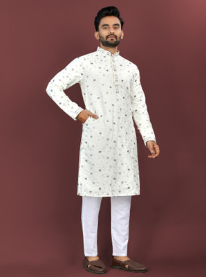 MOXTE Men Embroidered Straight Kurta(White)