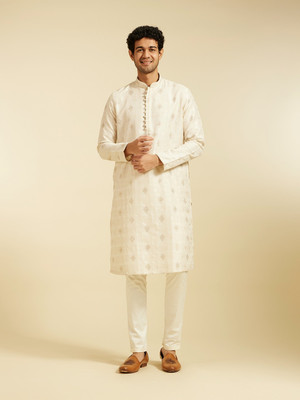 DIWAS by Manyavar Men Embroidered Straight Kurta(White)