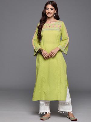 Varanga Women Embellished Straight Kurta(Green)