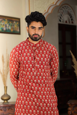 VERTUSY Men Printed Straight Kurta(Maroon)