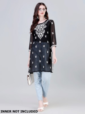 PILUDI Women Chikan Embroidery Straight Kurta(Black)