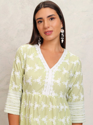 Vishudh Women Embroidered A-line Kurta(Green)