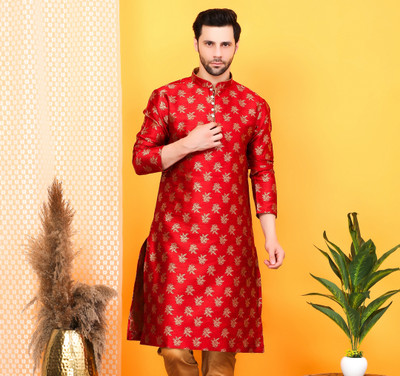 Larwa Men Printed Straight Kurta(Maroon)