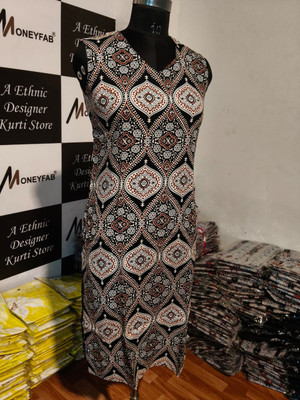 Moneyfab Women Printed, Geometric Print Straight Kurta(Black)