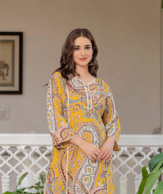 Nayasi Women Printed Straight Kurta(Yellow)