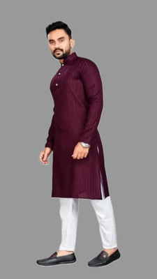 VINAARI Men Solid A-line Kurta(Purple)