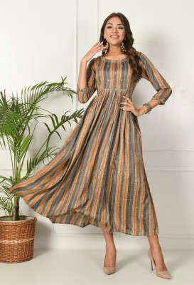 AAYUMI Women Striped Anarkali Kurta(Grey)