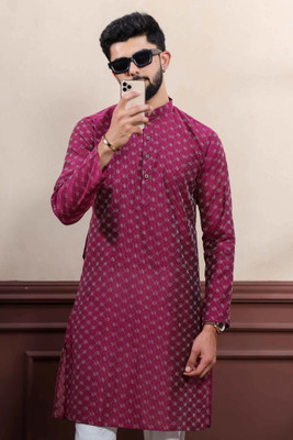 Svatantra Men Printed Straight Kurta(Purple)