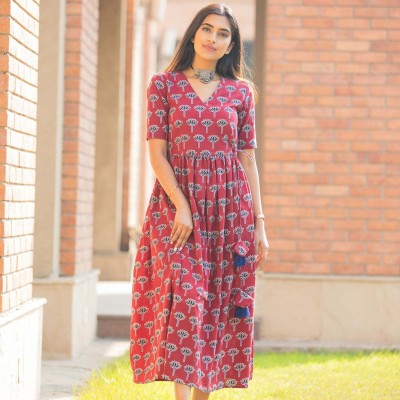 Nocika Women Printed Flared Kurta(Maroon)