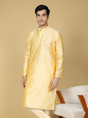 Namaskar Men Self Design A-line Kurta(Gold)