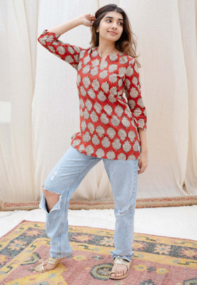 SANGOURI Women Printed Straight Kurta(Red)