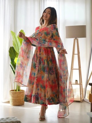 Trijal Fab Women Kurta Set