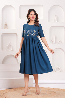 Lambodhar Textiles Women Embroidered Anarkali Kurta(Light Blue)