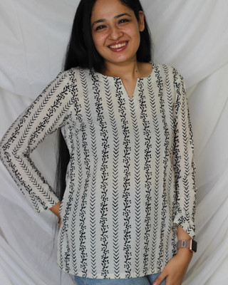 Mialo fashion Women Printed Straight Kurta(White)
