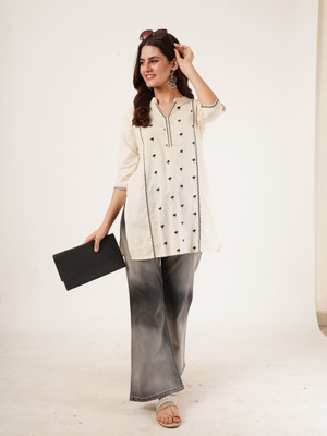 Ethic Glance Women Solid A-line Kurta(Beige)