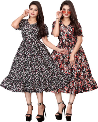 Nautiful Women Floral Print Flared Kurta(Multicolor)