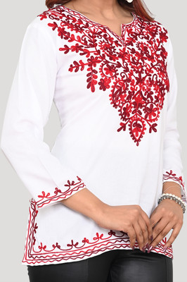 NAIDA Women Embroidered Straight Kurta(White)