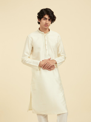 DIWAS by Manyavar Men Embroidered Straight Kurta(White)
