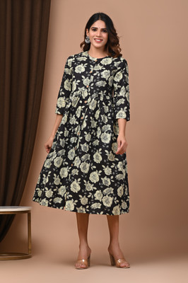 NAMDEV Women Floral Print A-line Kurta(Black)