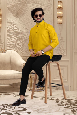 Shree Dutt Creation Men Solid Straight Kurta(Yellow)