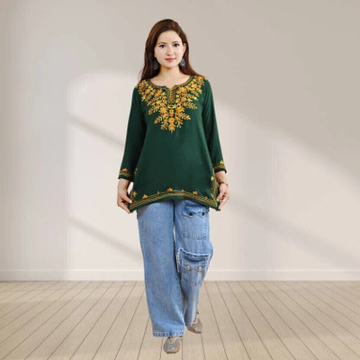 FireFish Women Embroidered Straight Kurta(Green)