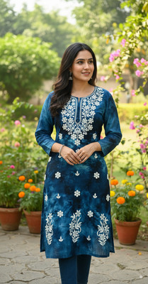 ChikankariArts Women Dyed/Ombre, Embroidered Straight Kurta(Grey)