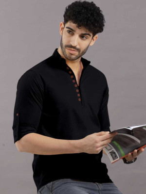 omkar Men Solid Straight Kurta(Black)