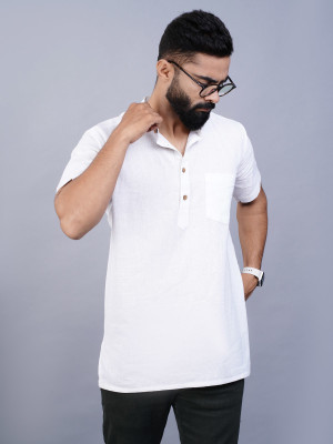 QuaClo Men Solid Straight Kurta(White)