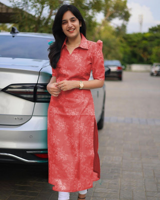 bindudi Women Self Design Straight Kurta(Red)