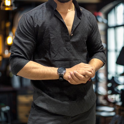 VISHV Men Self Design Straight Kurta(Black)