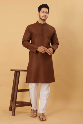 ODD by Poshaak Men Solid Straight Kurta(Brown)