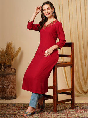 Globus Women Solid A-line Kurta(Maroon)