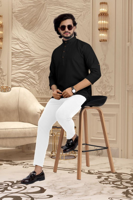 Shree Dutt Creation Men Solid Straight Kurta(Black)