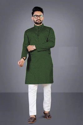 Dwellify Men Self Design Straight Kurta(Green)