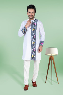 SANANDA STORE Men Self Design Straight Kurta(White, Black)