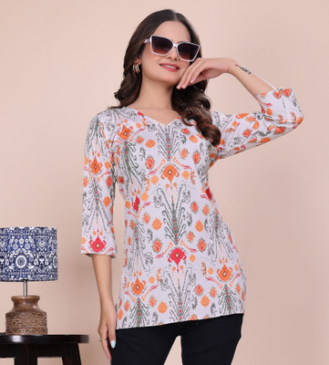 GLAM COUTURE Women Printed Straight Kurta(Multicolor)