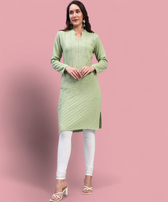 Brayles Women Self Design Straight Kurta(Green)