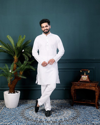 ORIFAB Men Solid A-line Kurta(White)